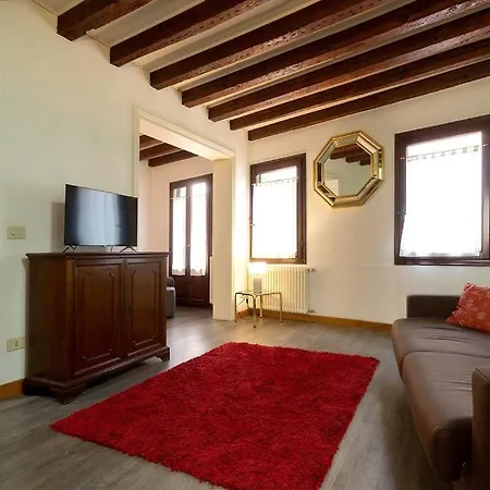 Apartment San Marco *
